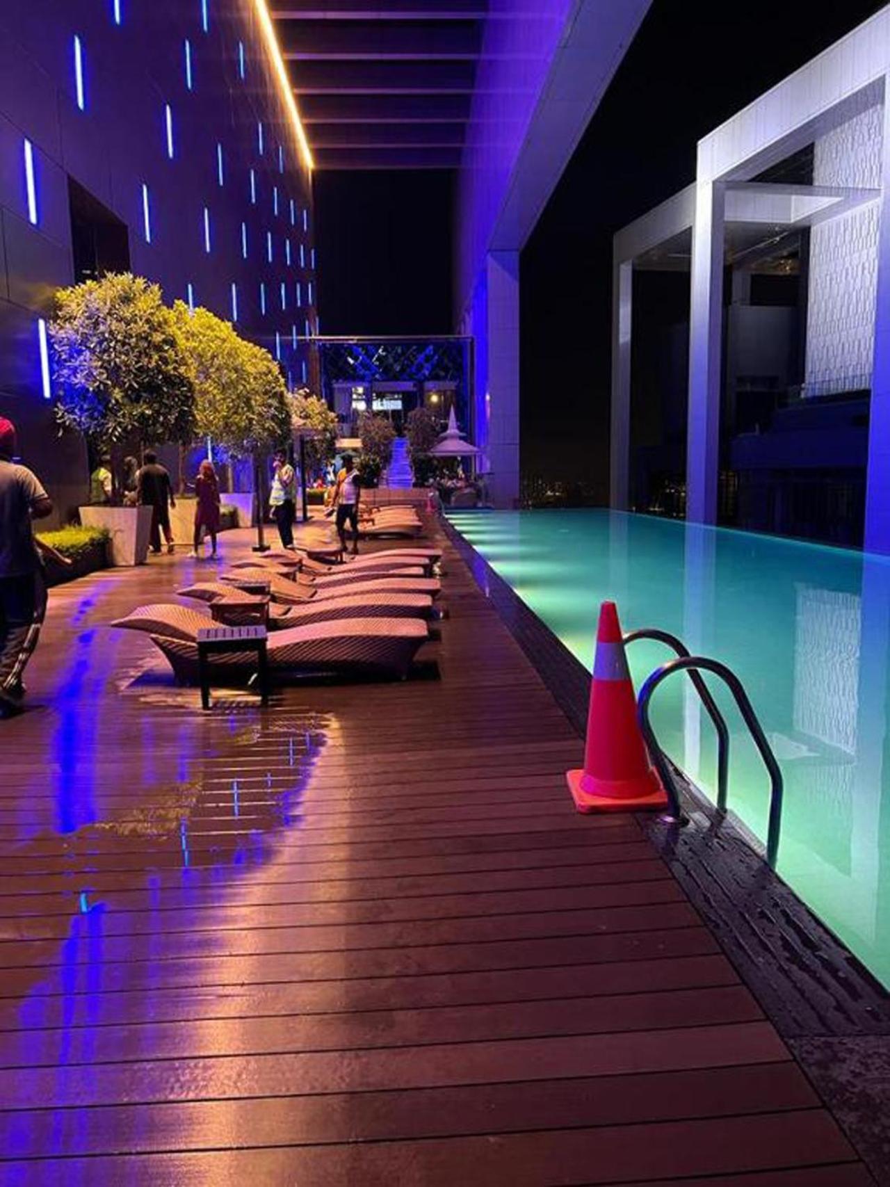 Klcc Beyond Hospitality Suites Platinum Куала-Лумпур Экстерьер фото