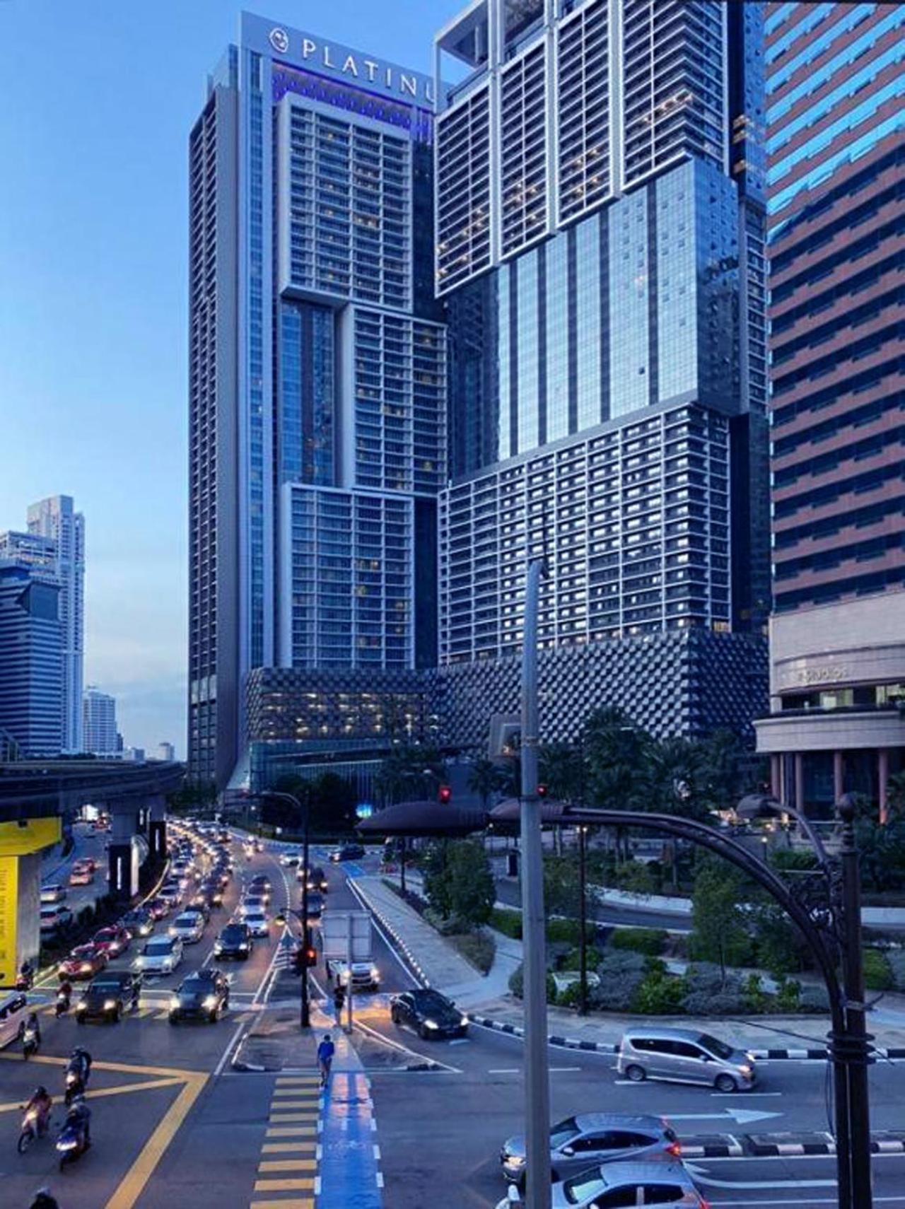 Klcc Beyond Hospitality Suites Platinum Куала-Лумпур Экстерьер фото